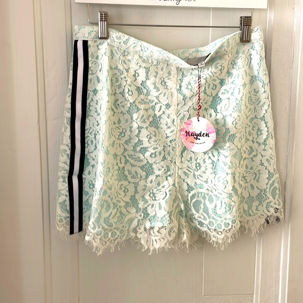 Hayden Los Angeles‎ NWT White Lace over Blue Shorts w/Racing Stripe size Large